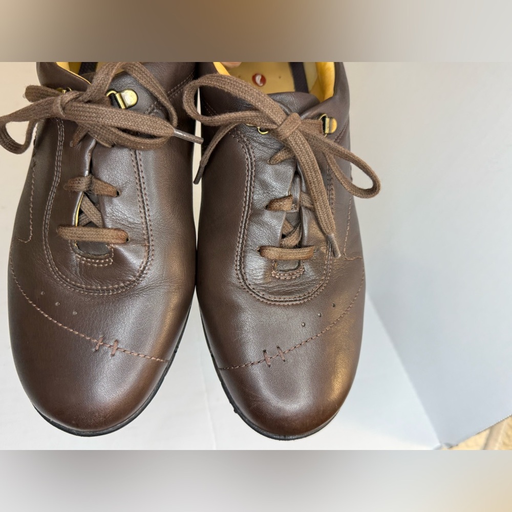Clarks Sz 9W Women’s Artist Unstructured Brown Leather Lace Up Comfort Shoe - Picture 3 of 9